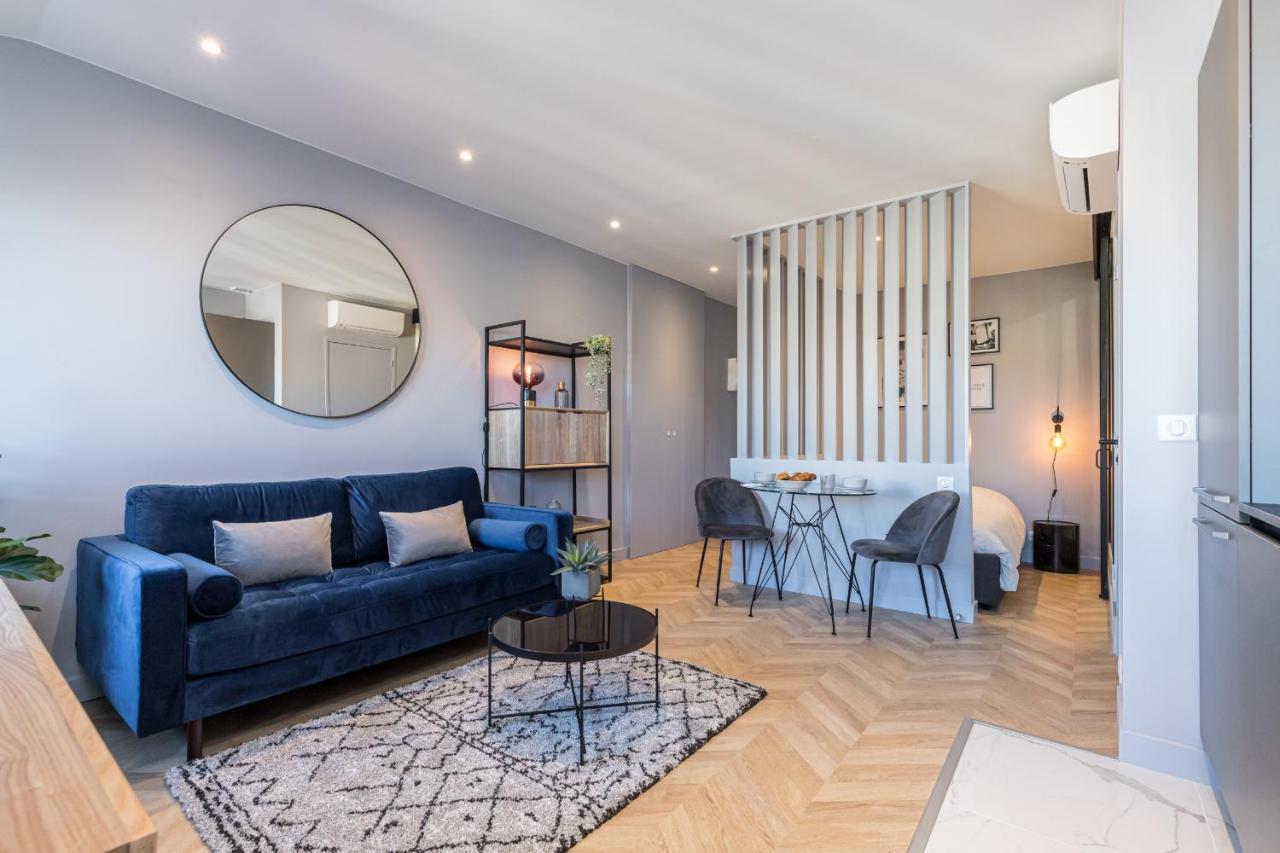 1 Su Ede - Dernier Etage Ascenseur - 1 Min Plage Et Zone Pietonne Nice Exteriör bild