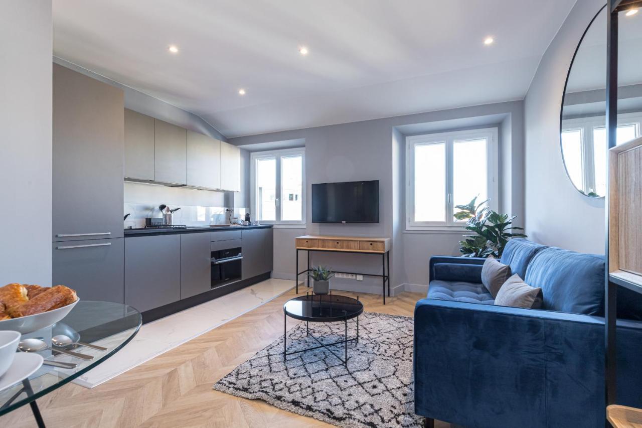 1 Su Ede - Dernier Etage Ascenseur - 1 Min Plage Et Zone Pietonne Nice Exteriör bild